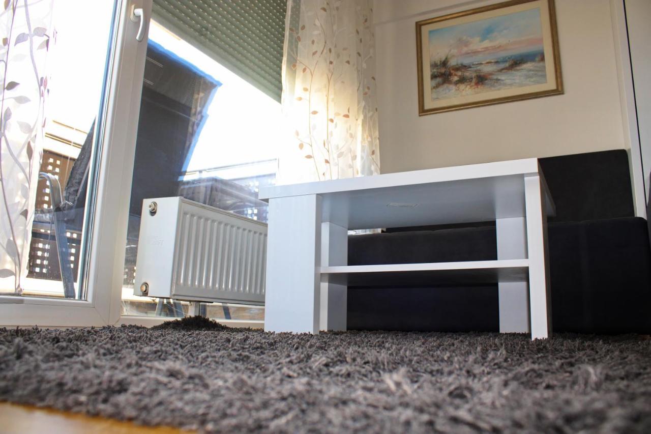 Studio Apartman Miljacka 13 Sarajevo Bagian luar foto