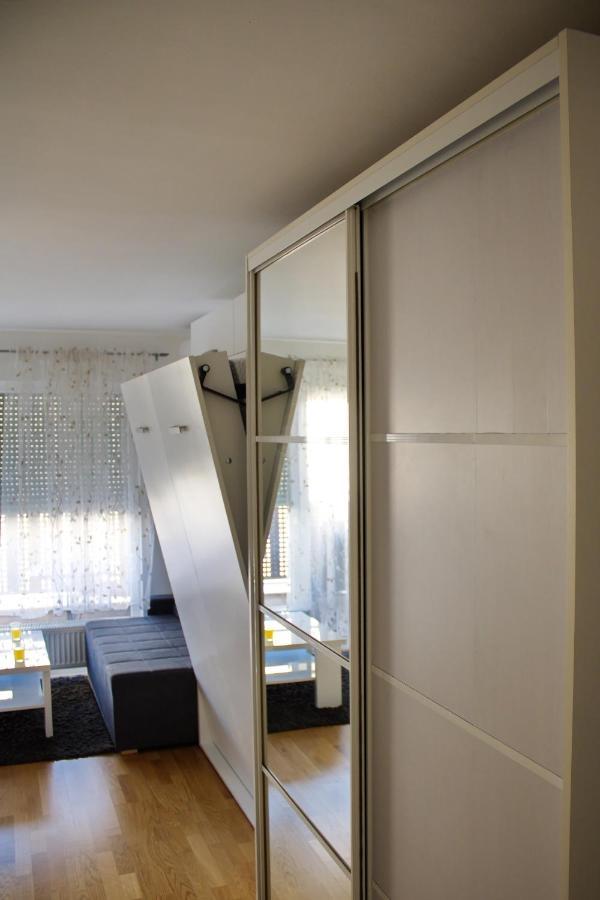 Studio Apartman Miljacka 13 Sarajevo Bagian luar foto