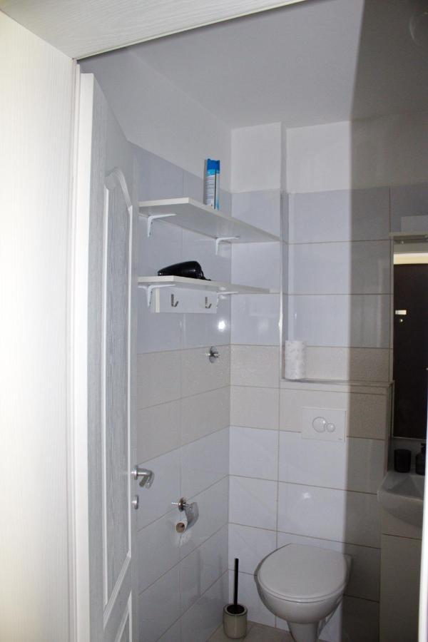Studio Apartman Miljacka 13 Sarajevo Bagian luar foto