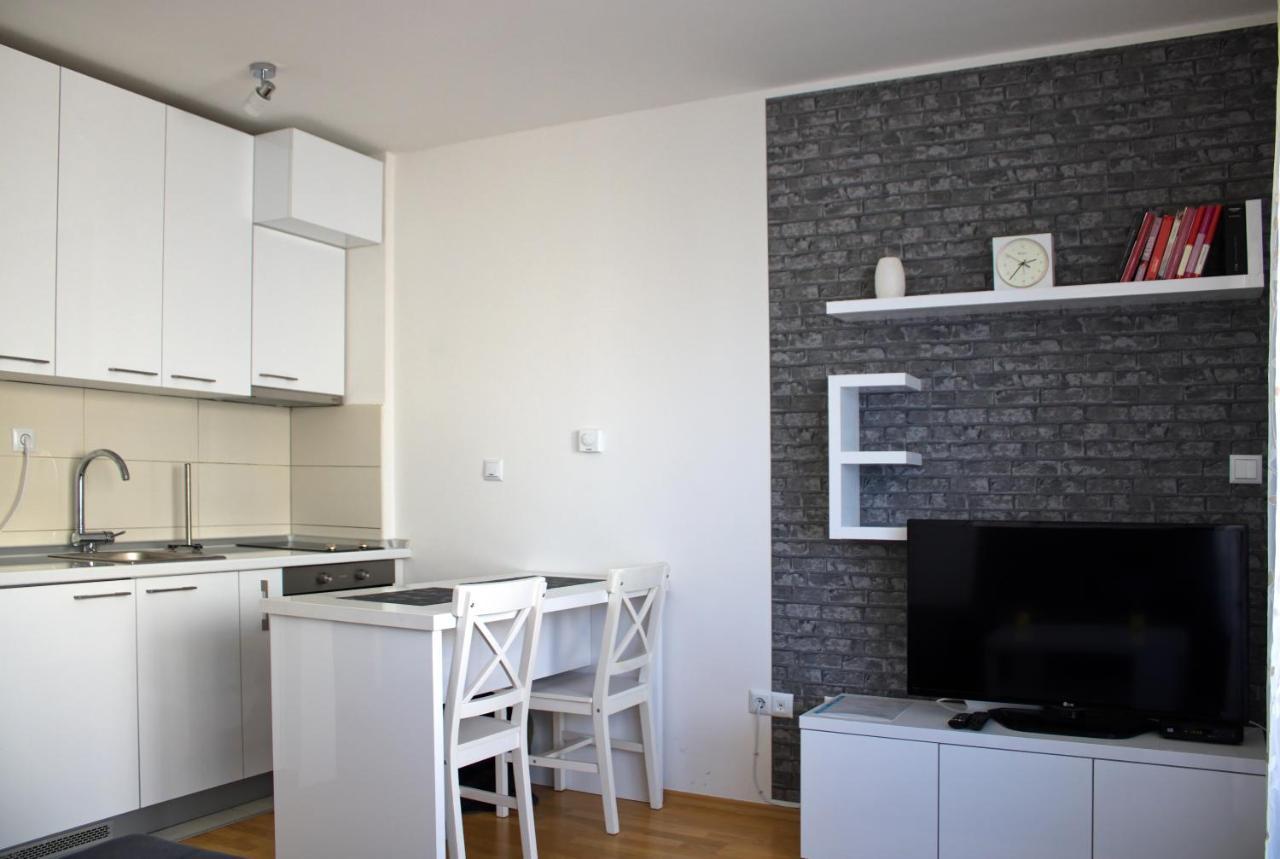 Studio Apartman Miljacka 13 Sarajevo Bagian luar foto