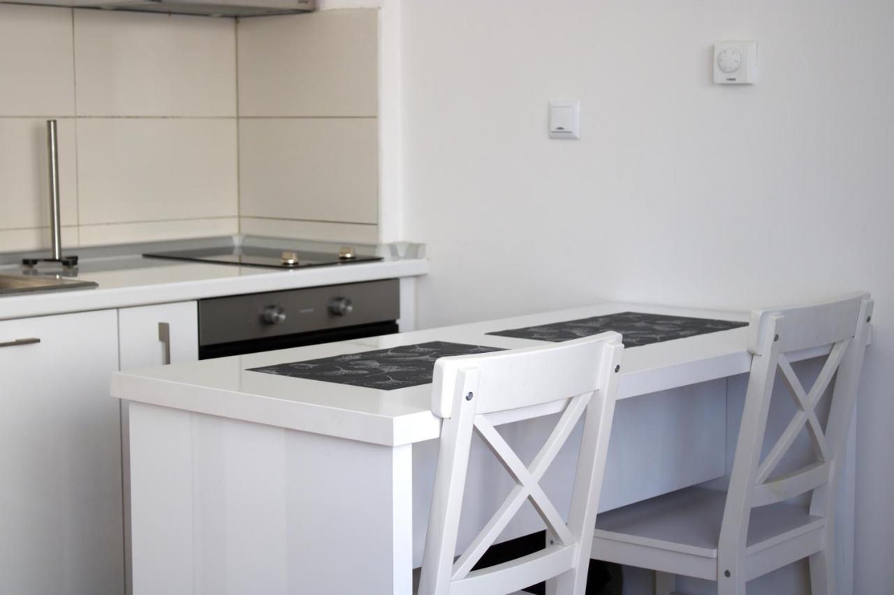 Studio Apartman Miljacka 13 Sarajevo Bagian luar foto